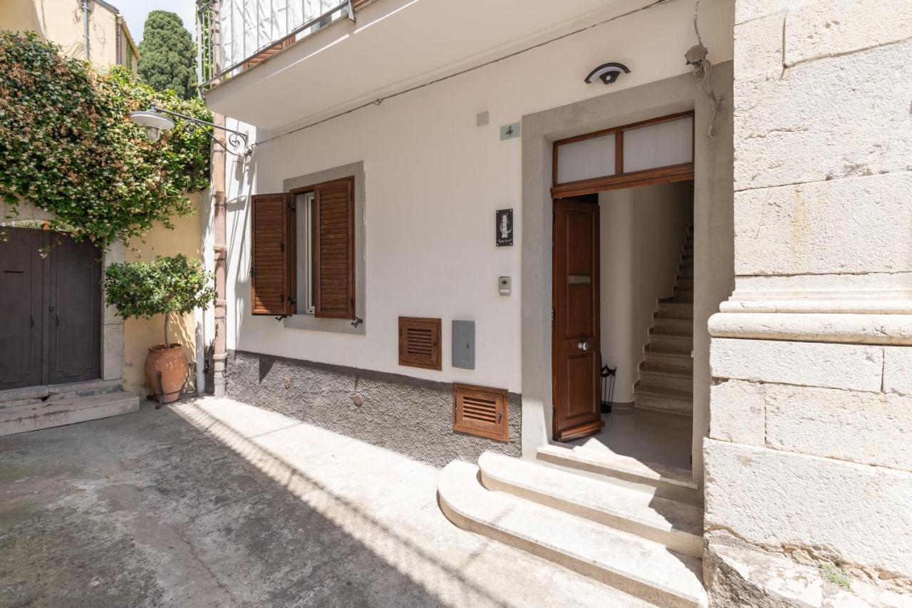 Lighthouse Apartment Taormina Bagian luar foto